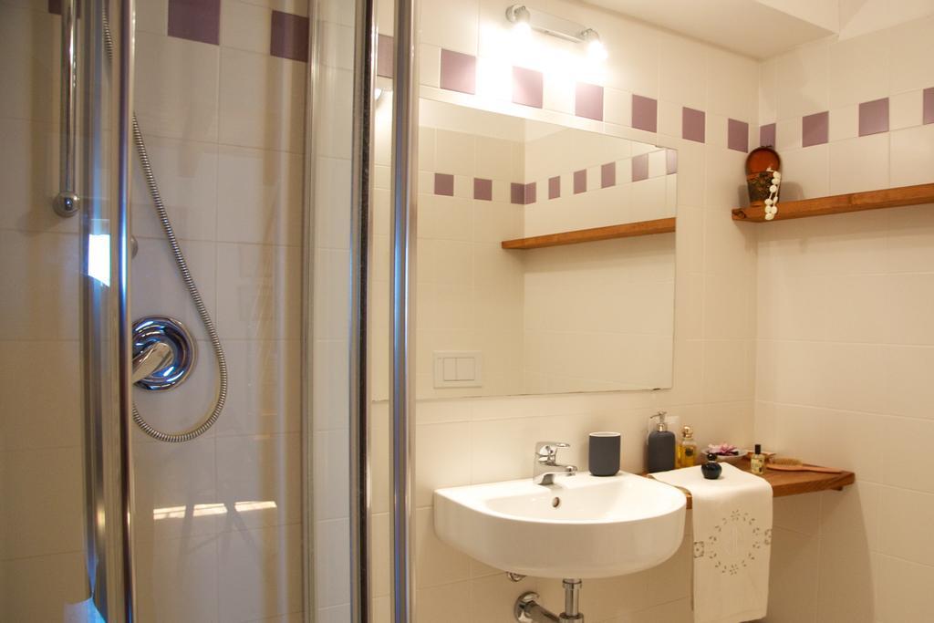 Cascina Delle Mele Bed & Breakfast Vittuone Bagian luar foto