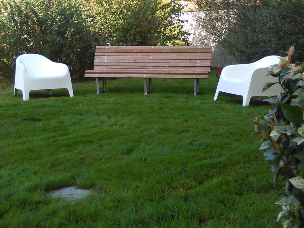 Cascina Delle Mele Bed & Breakfast Vittuone Bagian luar foto